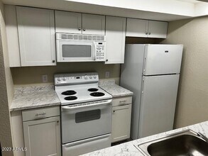 1444 N Recker Rd-Unit -156 in Mesa, AZ - Building Photo - Building Photo