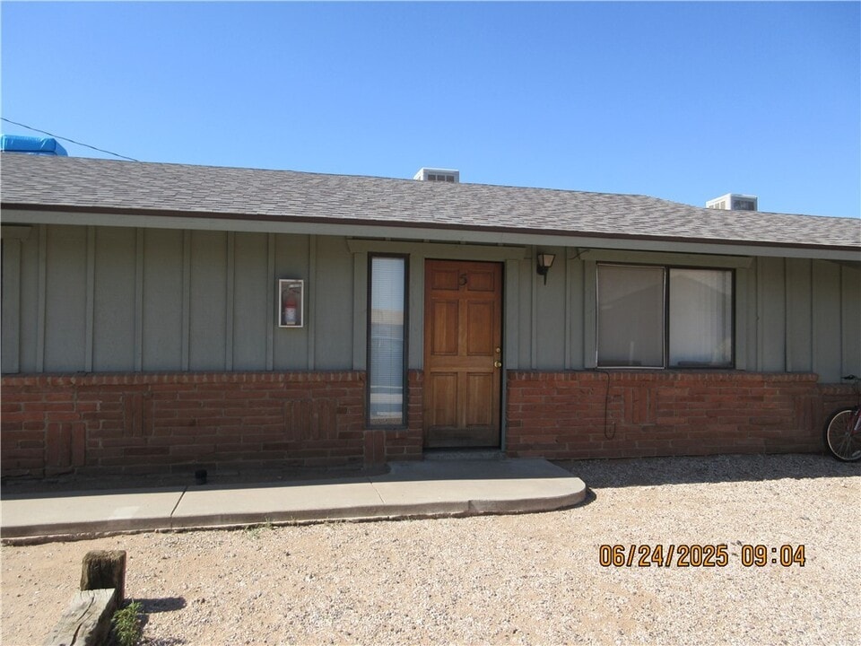 3829 N Roosevelt St in Kingman, AZ - Foto de edificio