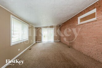 1845 Mullanphy Ln in Florissant, MO - Building Photo - Building Photo