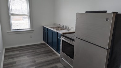721 N Hamilton St in Saginaw, MI - Building Photo - Building Photo