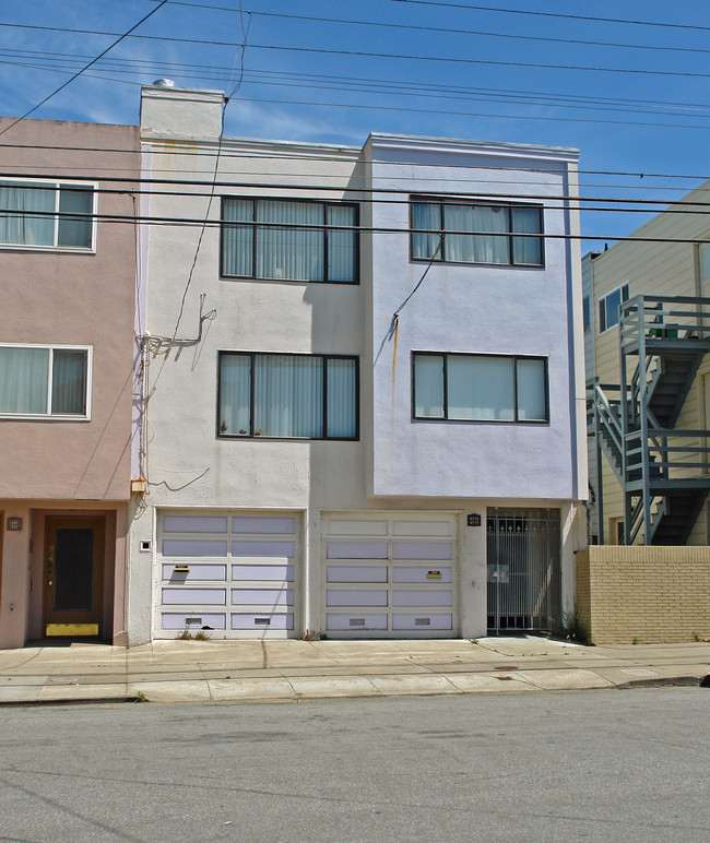 4710-4712 Irving St in San Francisco, CA - Building Photo - Building Photo