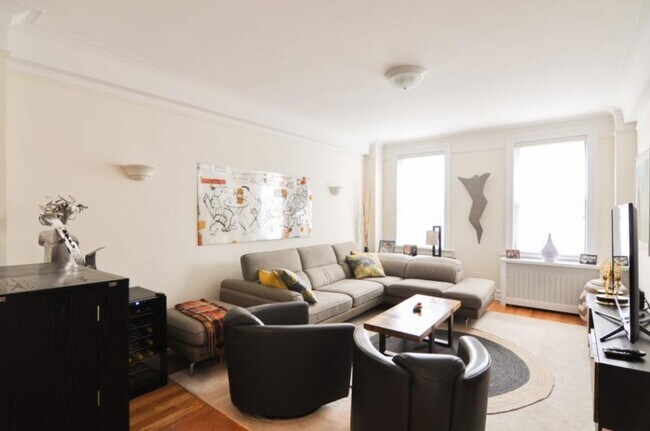 property at 290 Riverside Dr