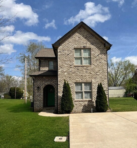 property at 101 Portland Blvd