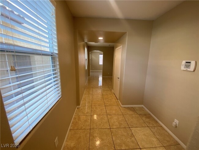 8425 Orly Ave in Las Vegas, NV - Building Photo - Building Photo
