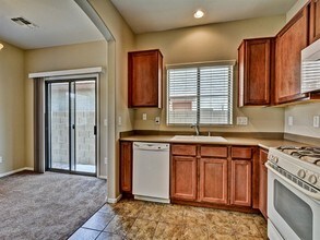 14241 W Port Royale Ln in Surprise, AZ - Building Photo - Building Photo