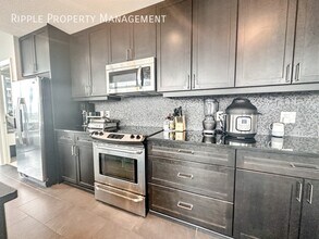 211-213 13 Ave SE in Calgary, AB - Building Photo - Building Photo