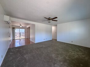 3521 Grant Park Dr in Carmichael, CA - Building Photo - Building Photo