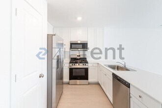 208 Skyfire St in Hutto, TX - Building Photo - Building Photo