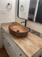 5015 Reed Rd in Houston, TX - Foto de edificio - Building Photo