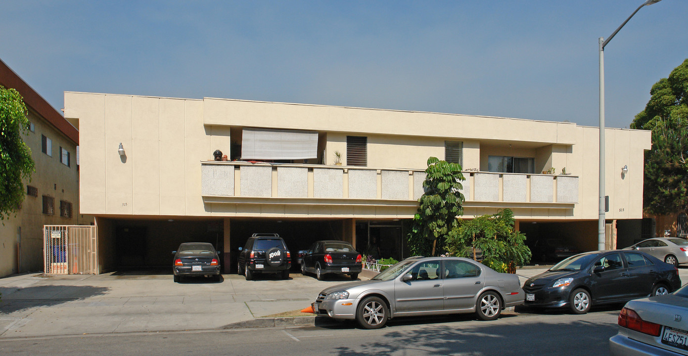 515 N Alfred St in West Hollywood, CA - Building Photo