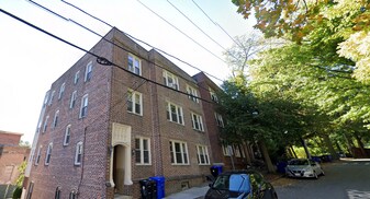 48 Lancaster Ter, Unit 7 in Brookline, MA - Building Photo