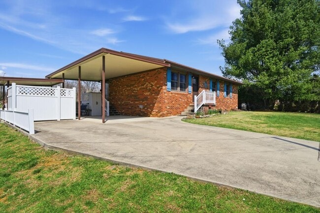 392 Minga Rd in Kingsport, TN - Building Photo - Building Photo