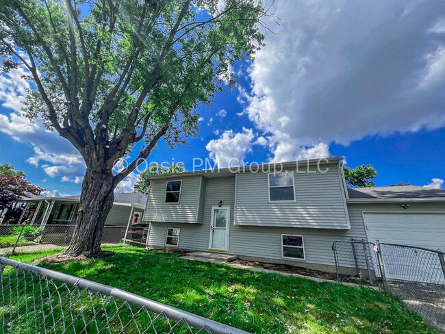 912 Tellega Ave in Columbus, OH - Building Photo - Building Photo
