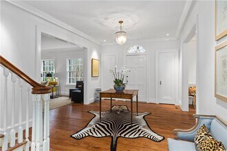 3056 E Pine Valley Rd NW in Atlanta, GA - Foto de edificio - Building Photo