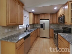 16216 39th St Ct E in Lake Tapps, WA - Building Photo - Building Photo