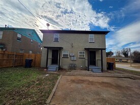 2720 N Lyons Dr in Oklahoma City, OK - Building Photo