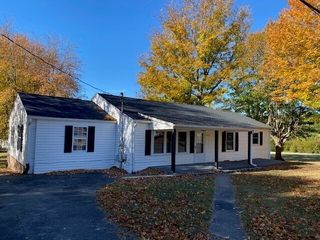 371 Cavel Chub Lake Rd in Roxboro, NC - Building Photo