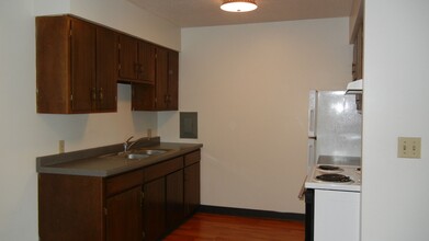 Village Court Apartments in North Mankato, MN - Building Photo - Interior Photo