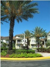 8858 W Flagler St, Unit 208 in Miami, FL - Building Photo - Building Photo