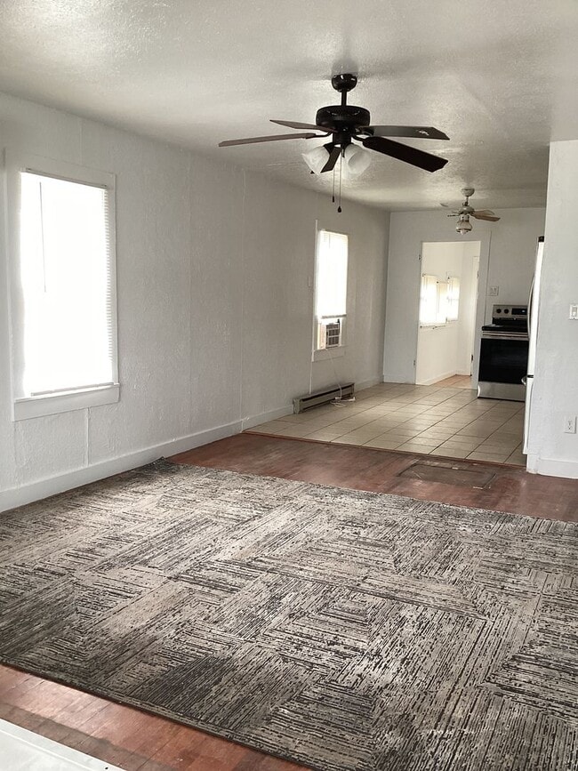 512 S Avenue D in Portales, NM - Building Photo - Building Photo