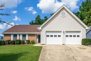 10109 Fairlea Dr in Charlotte, NC - Building Photo