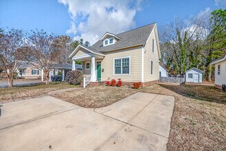805 Lafayette St, Unit Bedroom A in Williamsburg, VA - Foto de edificio - Building Photo
