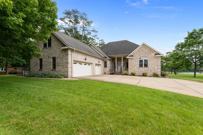 2300 Greenwing Ct in Chesapeake, VA - Building Photo - Building Photo