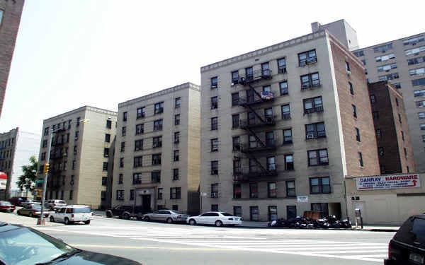 The Cottonwood in Bronx, NY - Foto de edificio