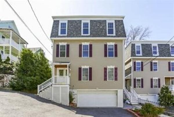 137 Calumet St in Boston, MA - Building Photo
