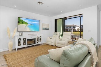 7596 Morgan Way in Naples, FL - Building Photo - Building Photo