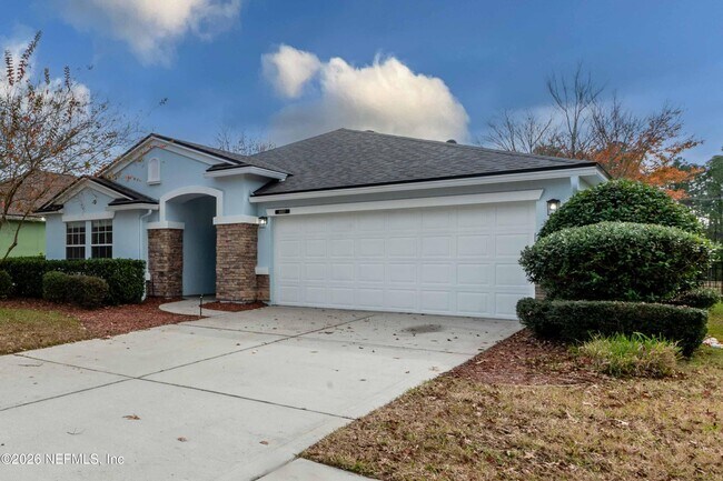 4667 Pine Lake Dr in Middleburg, FL - Building Photo - Building Photo