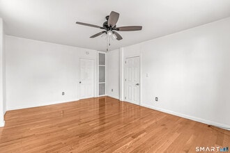 1504 Iranistan Ave in Bridgeport, CT - Building Photo - Building Photo