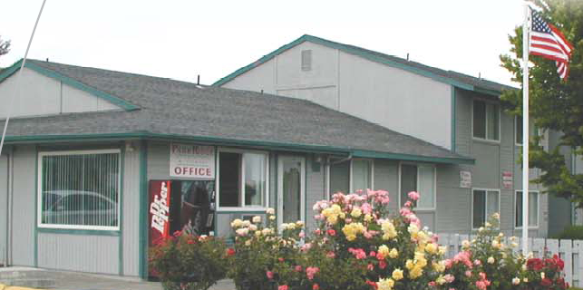 Parkridge Apartments in Kennewick, WA - Building Photo