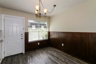 8422 Bandridge Rd in La Porte, TX - Building Photo - Building Photo