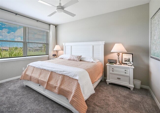 9389 Pocida Ct in Naples, FL - Foto de edificio - Building Photo