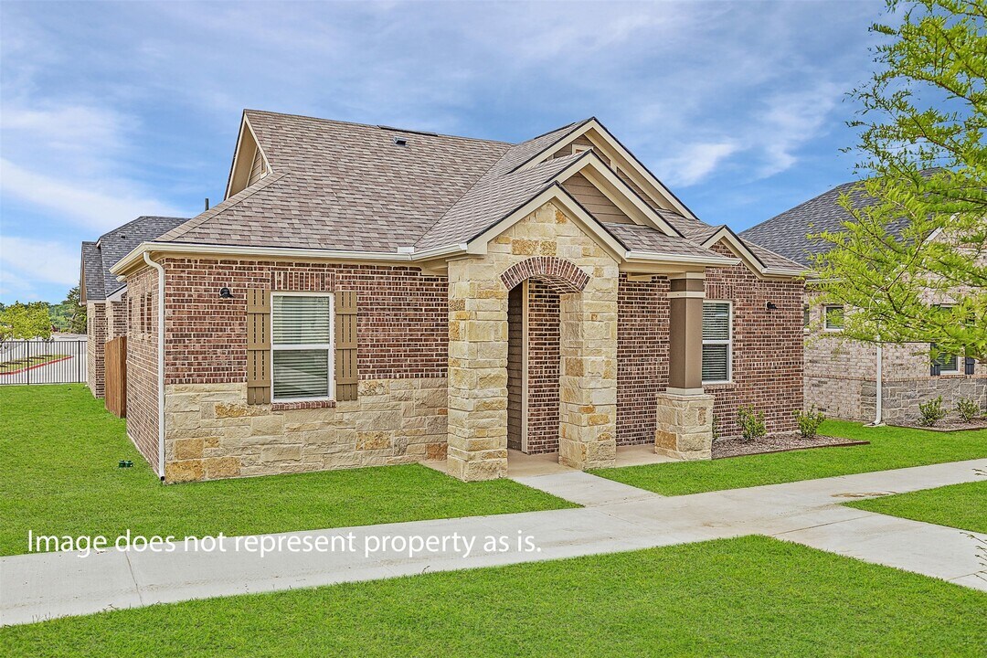 5900 Co Rd 277 in Melissa, TX - Building Photo