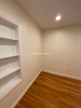 1801 Beacon St, Unit 6 in Brookline, MA - Building Photo - Building Photo