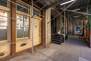 Residential Co-Op in New York, NY - Building Photo - Building Photo