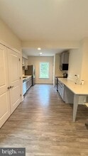 7621 Leonard Dr in Falls Church, VA - Building Photo - Building Photo