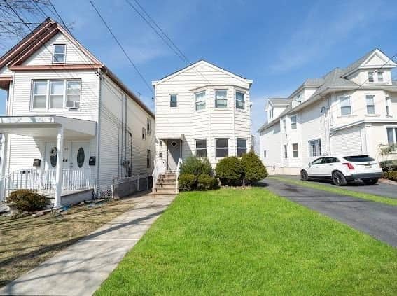 property at 49 Livingston Ave
