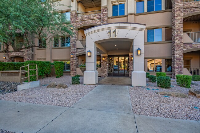 5450 E Deer Valley Dr, Unit 4199 in Phoenix, AZ - Foto de edificio - Building Photo