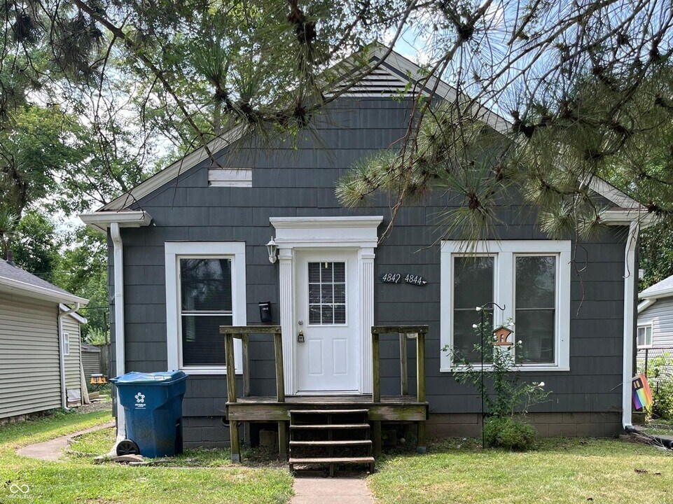 4842 Hillside Ave in Indianapolis, IN - Building Photo