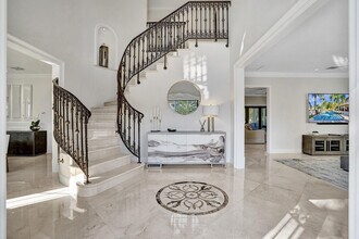 73 Nurmi Dr in Fort Lauderdale, FL - Building Photo - Building Photo