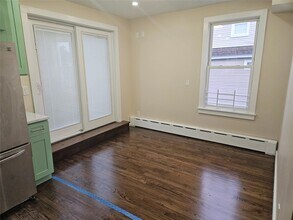 94 Briggs Ave in Yonkers, NY - Building Photo - Building Photo