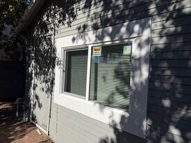 322 E Vogel Ave in Phoenix, AZ - Building Photo