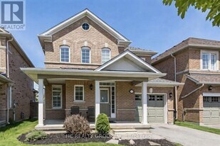 3717 Brinwood Gate in Mississauga, ON - Building Photo