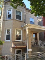 2300 N Spaulding Ave in Chicago, IL - Building Photo
