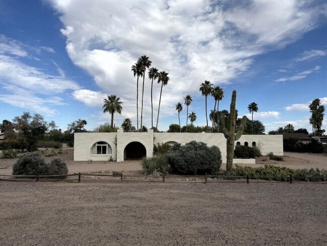 6311 N 74th St in Scottsdale, AZ - Building Photo - Building Photo