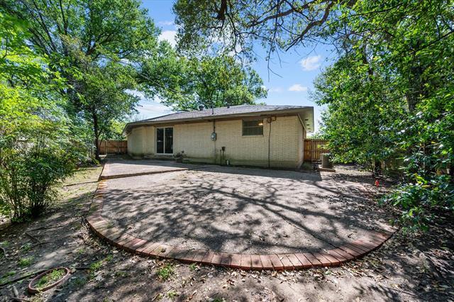 1822 E Beverly Dr in Corsicana, TX - Building Photo - Building Photo