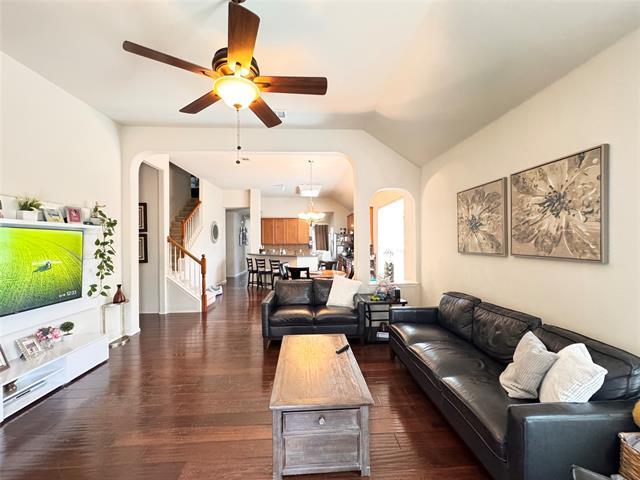 5585 Imperial Meadow Dr in Frisco, TX - Building Photo